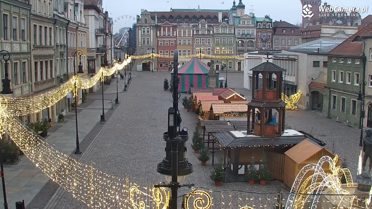 POZNAŃ - Stary Rynek - 21 grudzień 2025, 08:15