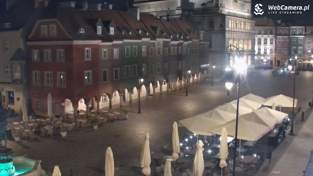 POZNAŃ - Stary Rynek - 01 wresień 2025, 23:27