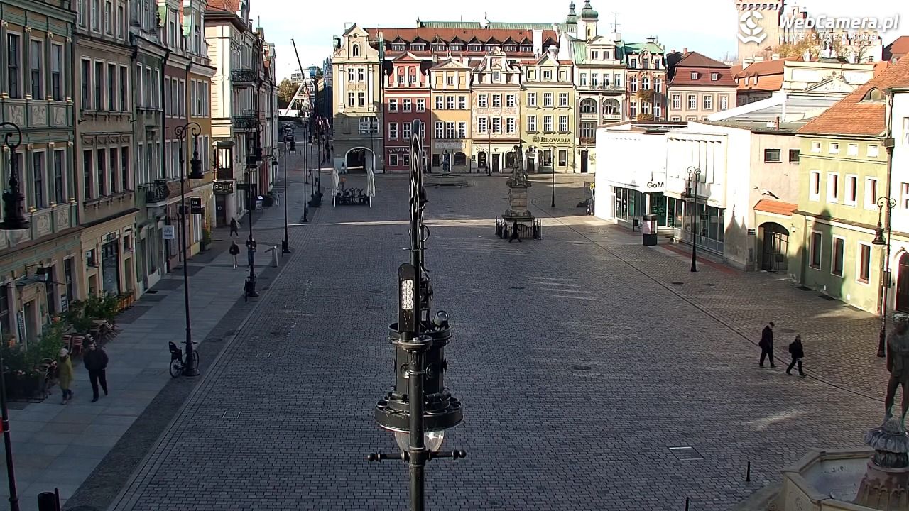 POZNAŃ - Stary Rynek - 04 listopad 2025, 10:48