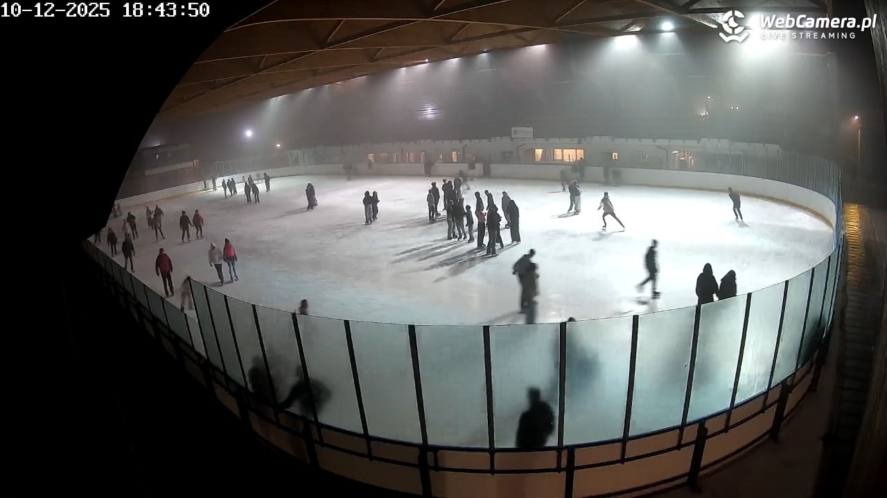 Lodowisko w Pszowie - 10 grudzień 2025, 18:43
