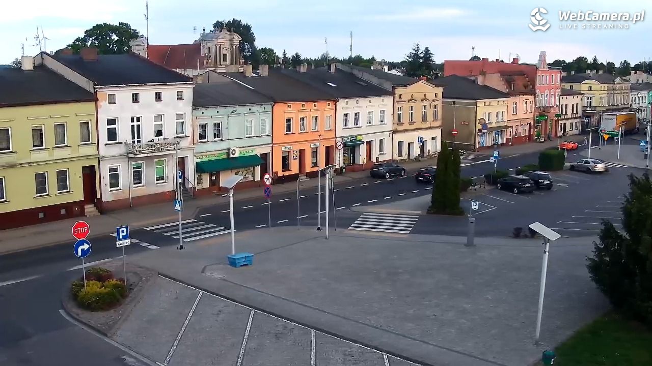 RAKONIEWICE - widok na Plac Powstańców Wielkopolskich - 19 maj 2026, 19:07