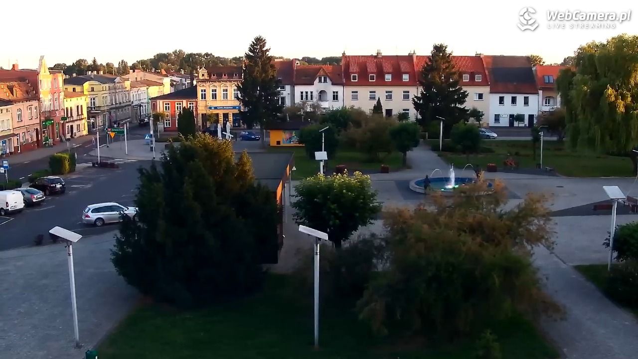 RAKONIEWICE - widok na Plac Powstańców Wielkopolskich - 26 czerwiec 2026, 20:49