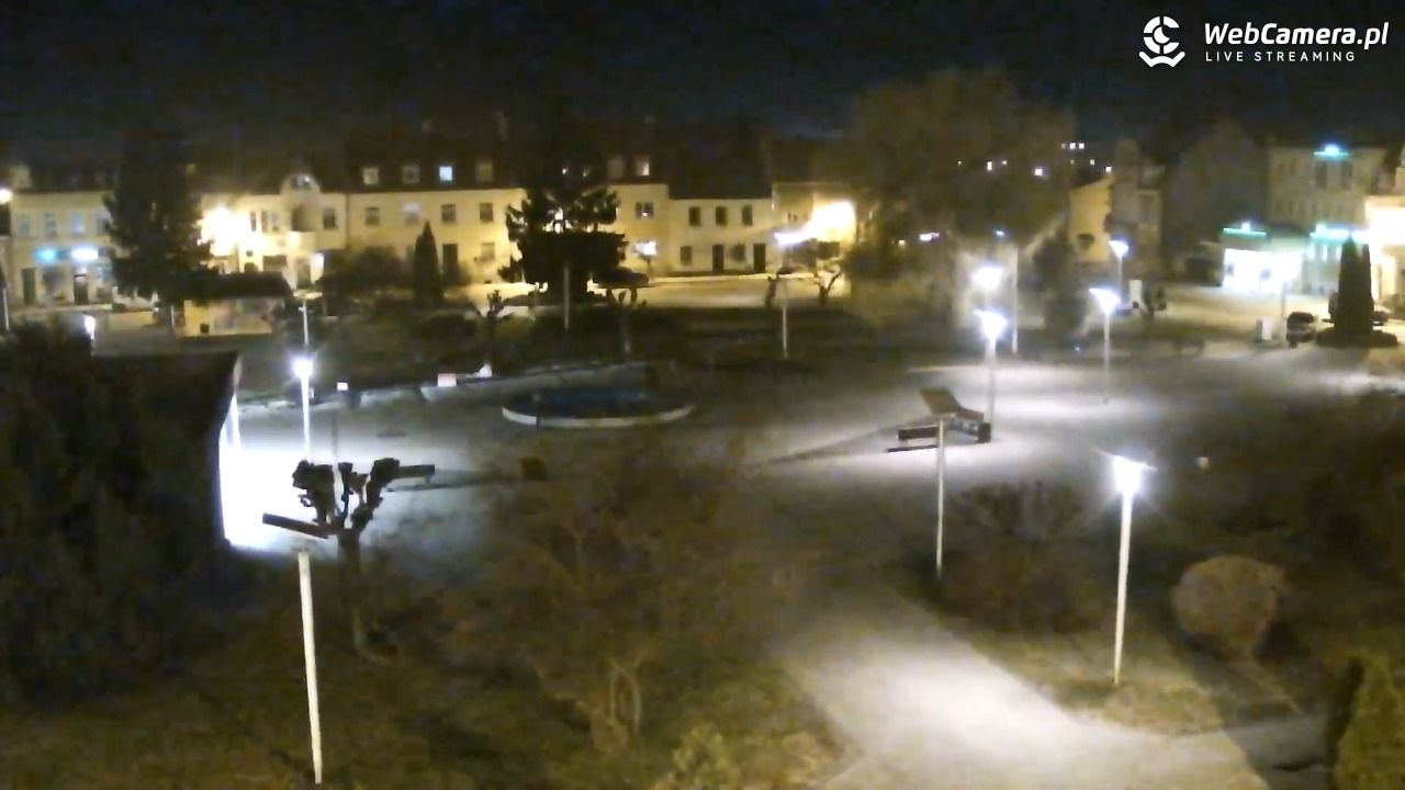 RAKONIEWICE - widok na Plac Powstańców Wielkopolskich - 19 marzec 2026, 22:26