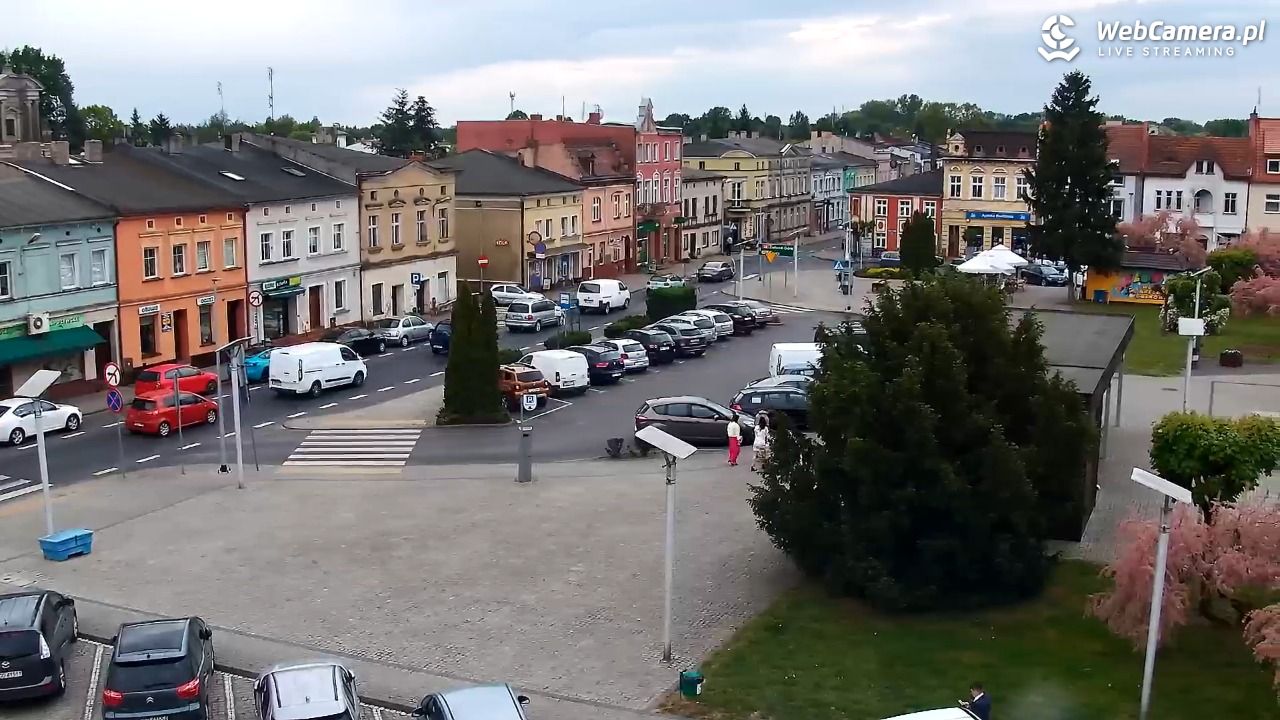 RAKONIEWICE - widok na Plac Powstańców Wielkopolskich - 16 maj 2026, 14:57