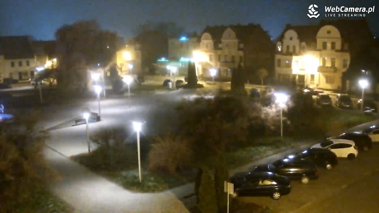 RAKONIEWICE - widok na Plac Powstańców Wielkopolskich - 23 listopad 2025, 06:26