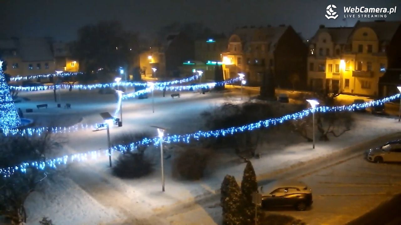 RAKONIEWICE - widok na Plac Powstańców Wielkopolskich - 13 styczeń 2026, 20:48