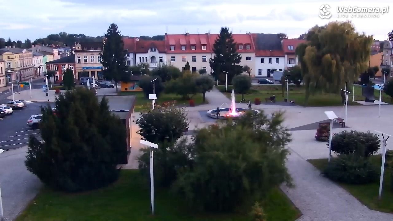 RAKONIEWICE - widok na Plac Powstańców Wielkopolskich - 16 wresień 2025, 19:18