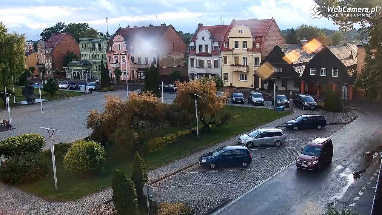 RAKONIEWICE - widok na Plac Powstańców Wielkopolskich - 13 czerwiec 2026, 20:01