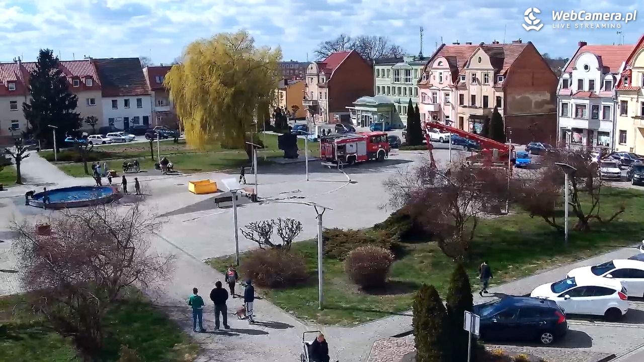 RAKONIEWICE - widok na Plac Powstańców Wielkopolskich - 06 kwiecień 2026, 12:25