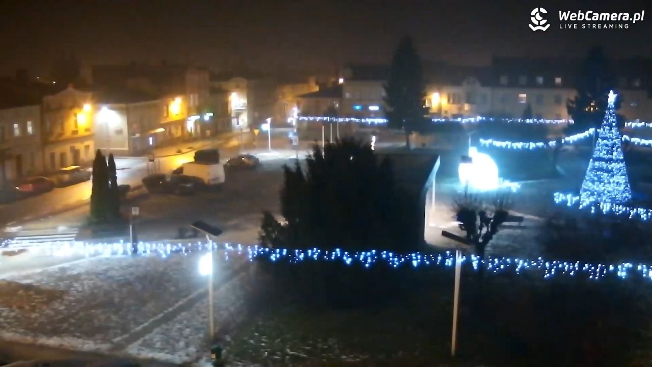 RAKONIEWICE - widok na Plac Powstańców Wielkopolskich - 15 styczeń 2026, 21:40