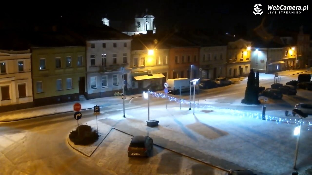 RAKONIEWICE - widok na Plac Powstańców Wielkopolskich - 05 luty 2026, 02:12