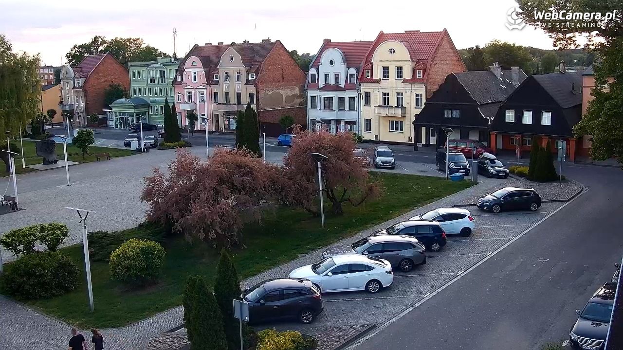 RAKONIEWICE - widok na Plac Powstańców Wielkopolskich - 21 maj 2026, 19:57