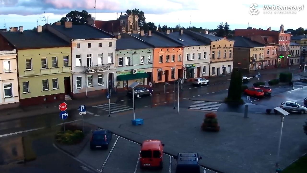 RAKONIEWICE - widok na Plac Powstańców Wielkopolskich - 12 wresień 2025, 19:20