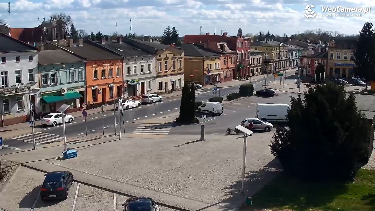 RAKONIEWICE - widok na Plac Powstańców Wielkopolskich - 06 kwiecień 2026, 15:18