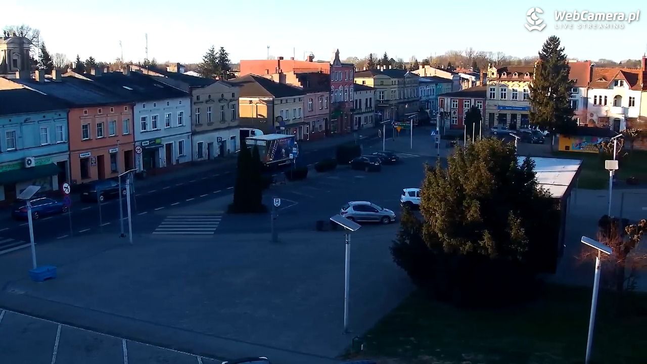 RAKONIEWICE - widok na Plac Powstańców Wielkopolskich - 08 kwiecień 2026, 07:22