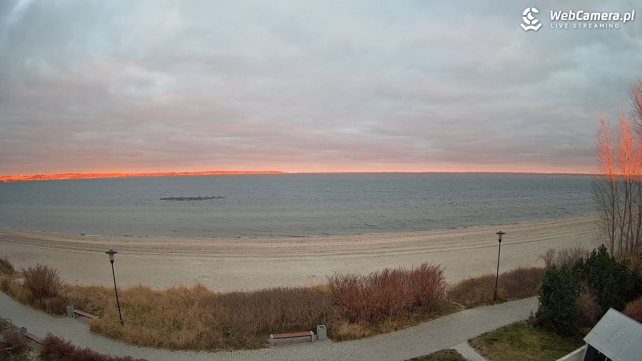 REWA - widok na zatokę Pucką - 24 grudzień 2025, 08:16