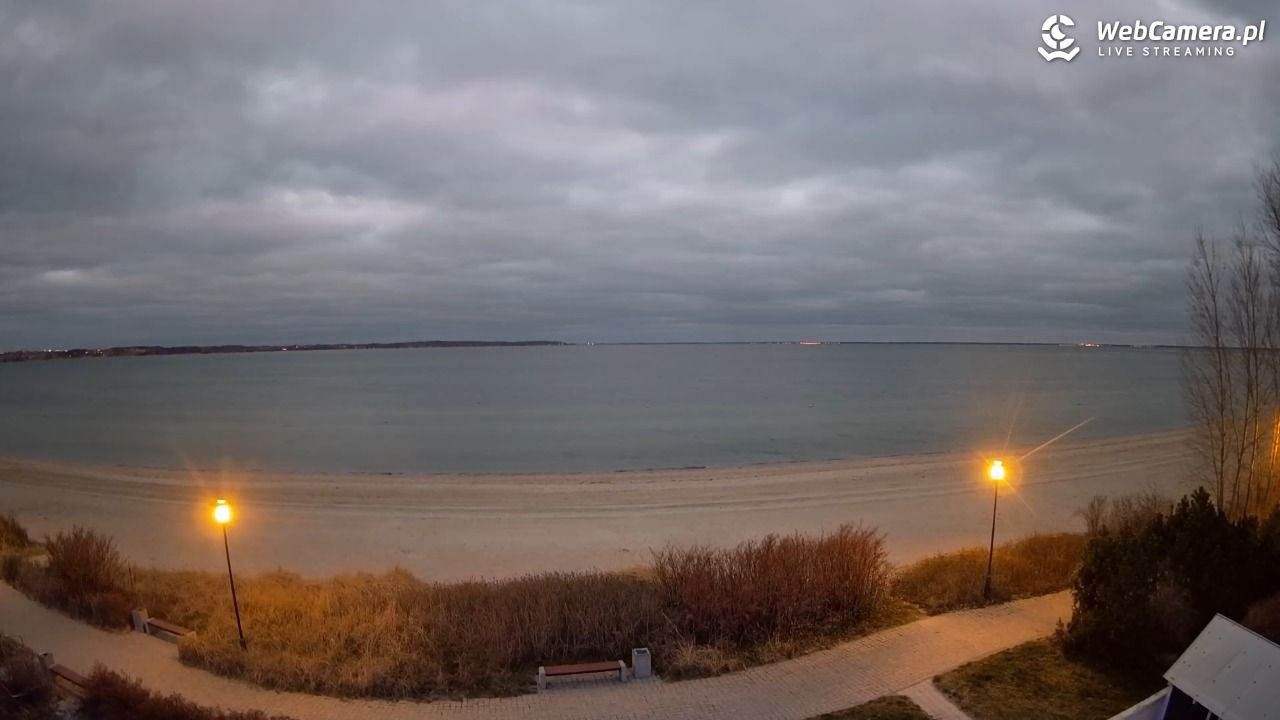 REWA - widok na zatokę Pucką - 24 grudzień 2025, 07:34