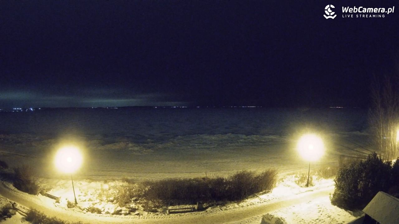 REWA - widok na zatokę Pucką - 08 luty 2026, 20:31