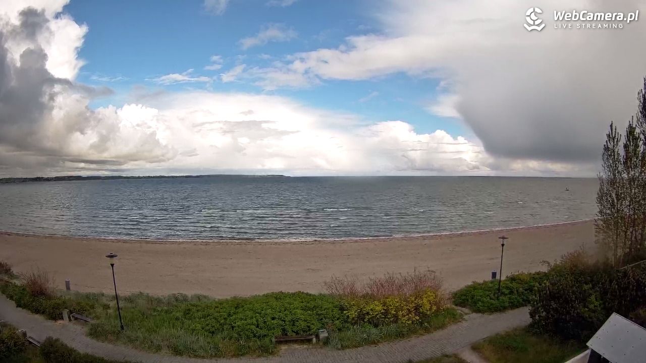 REWA - widok na zatokę Pucką - 15 maj 2025, 09:16