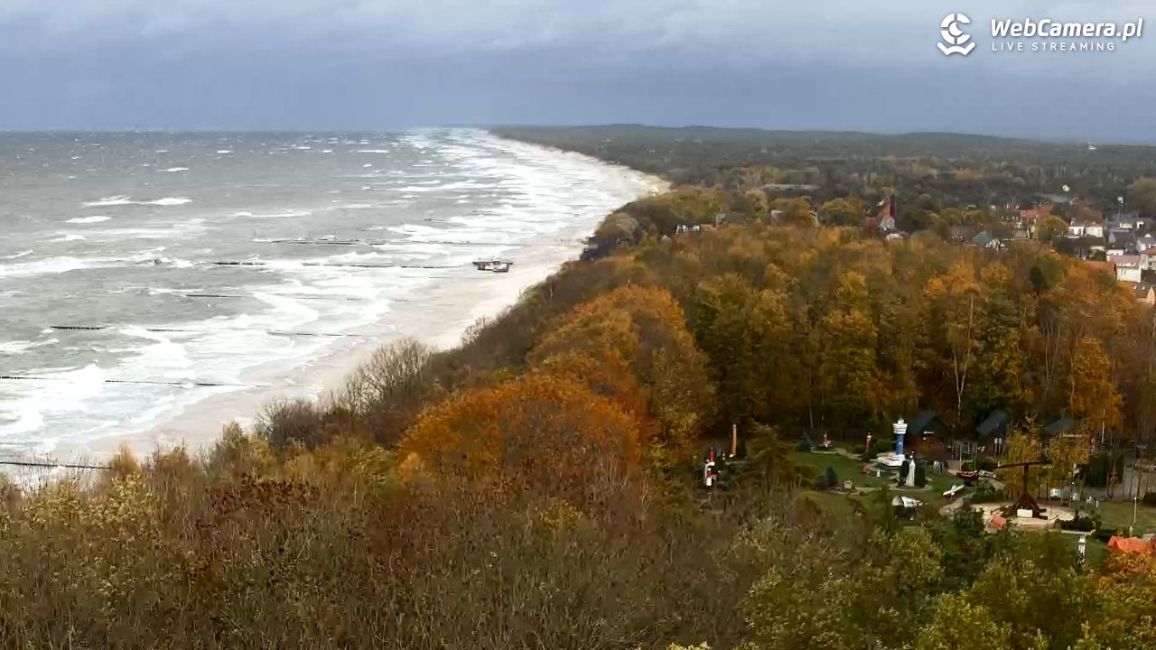NIECHORZE - panoramiczny widok na plażę - 30 październik 2025, 15:36