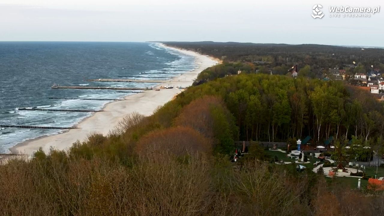 NIECHORZE - panoramiczny widok na plażę - 08 maj 2026, 20:51