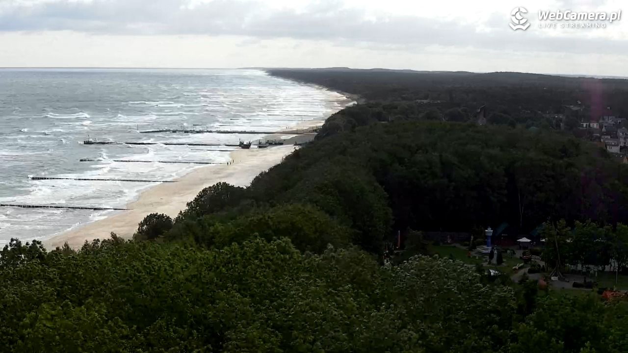 NIECHORZE - panoramiczny widok na plażę - 09 czerwiec 2025, 07:53