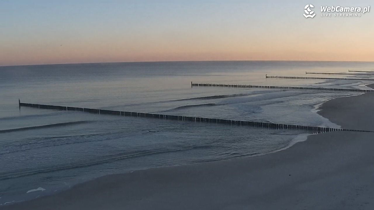 ROGOWO - widok na plażę - 01 listopad 2025, 07:29