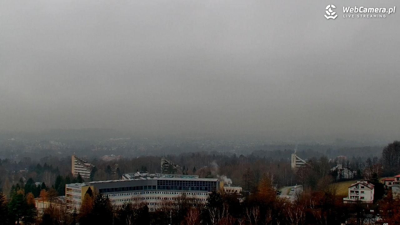 USTROŃ - widok z Uzdrowiska Ustroń NOWOŚĆ - 14 grudzień 2025, 13:16