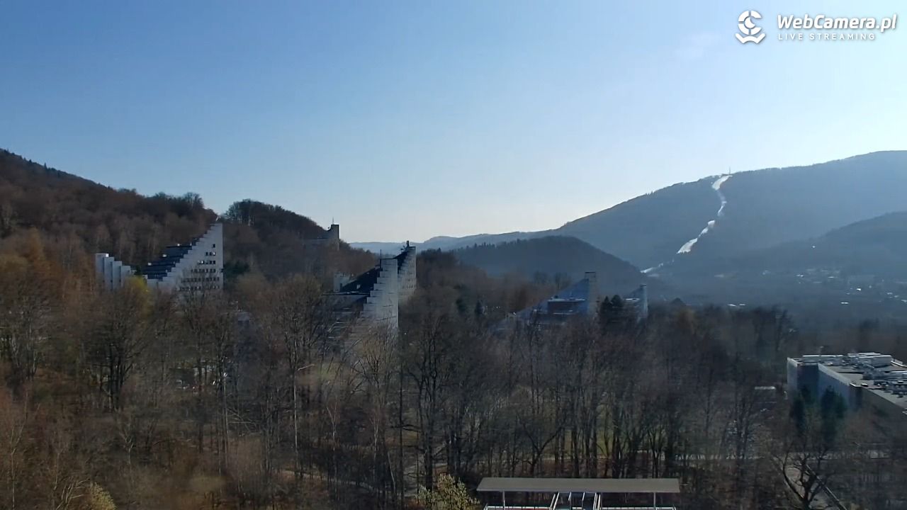 USTROŃ - widok z Uzdrowiska Ustroń NOWOŚĆ - 18 marzec 2026, 13:59