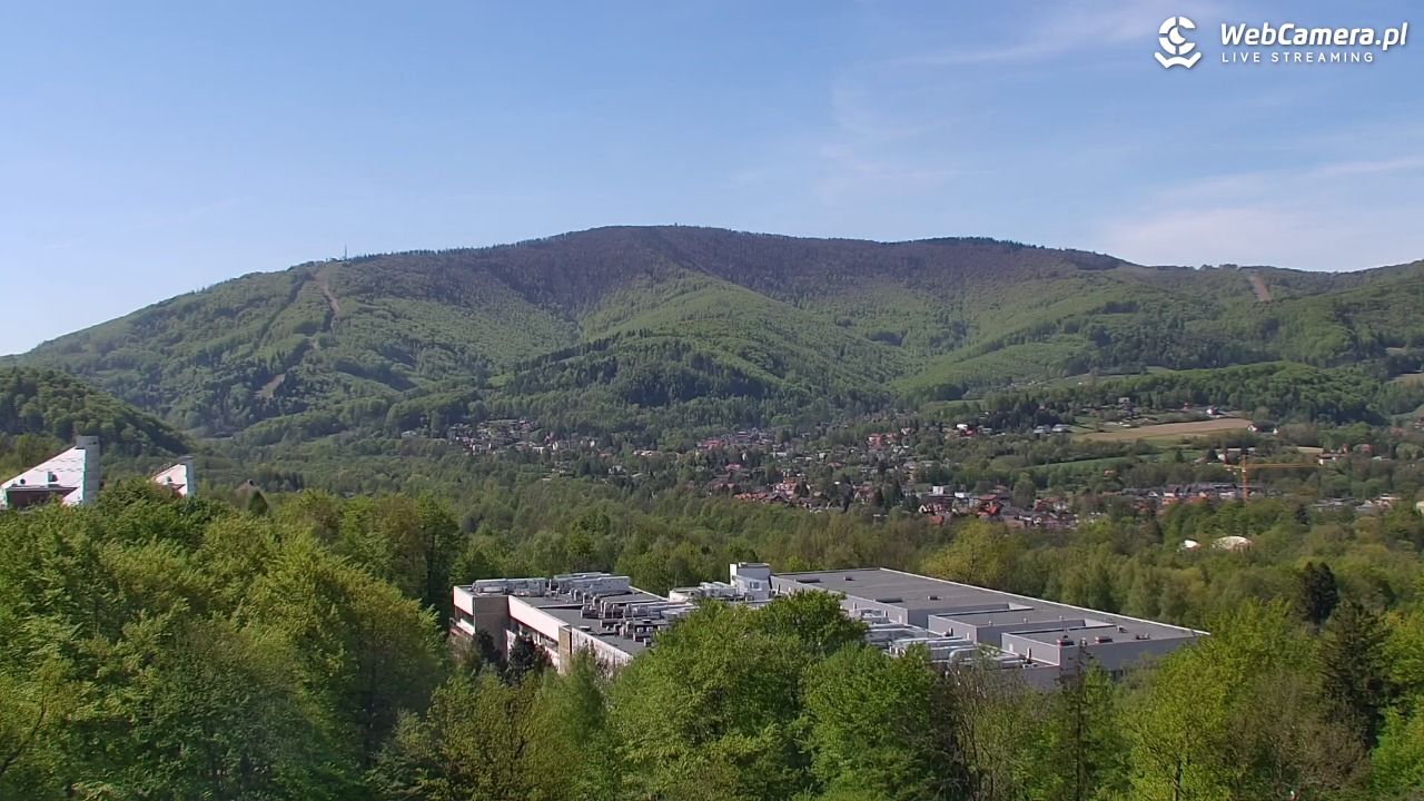 USTROŃ - widok z Uzdrowiska Ustroń NOWOŚĆ - 04 maj 2026, 10:27
