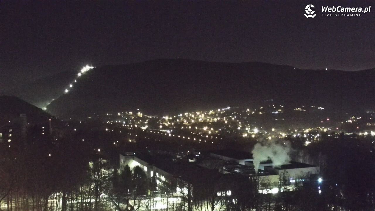 USTROŃ - widok z Uzdrowiska Ustroń NOWOŚĆ - 14 grudzień 2025, 17:08