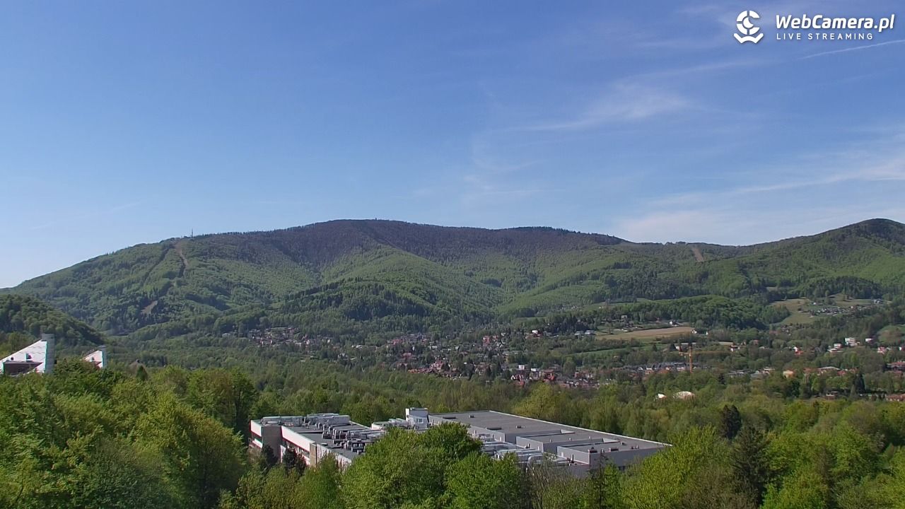 USTROŃ - widok z Uzdrowiska Ustroń NOWOŚĆ - 04 maj 2026, 10:26