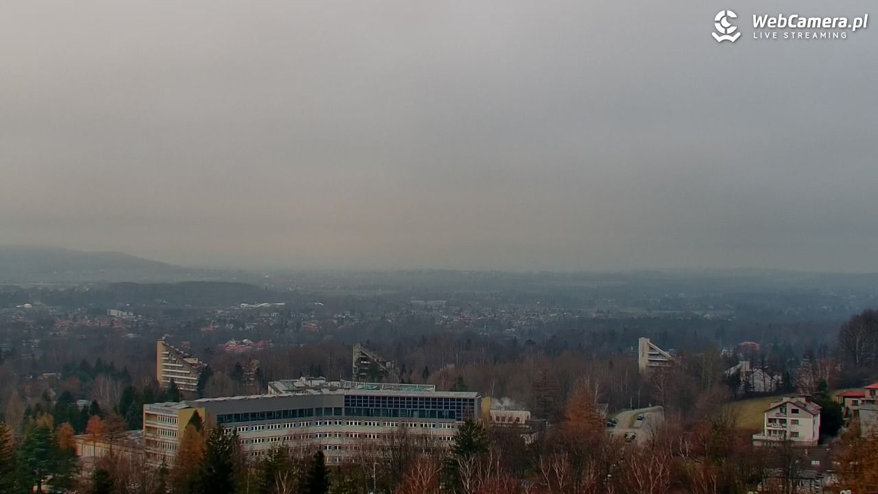 USTROŃ - widok z Uzdrowiska Ustroń NOWOŚĆ - 13 grudzień 2025, 14:51