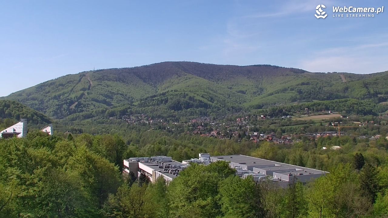 USTROŃ - widok z Uzdrowiska Ustroń NOWOŚĆ - 04 maj 2026, 10:27