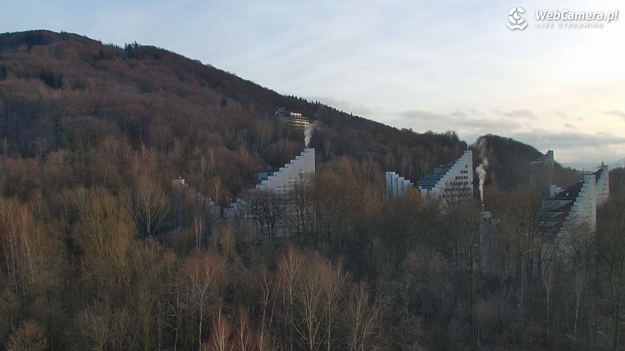 USTROŃ - widok z Uzdrowiska Ustroń NOWOŚĆ - 14 grudzień 2025, 14:30