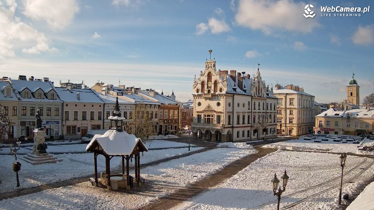 Rzeszów - Stary Rynek i Ratusz - 24 listopad 2025, 10:09