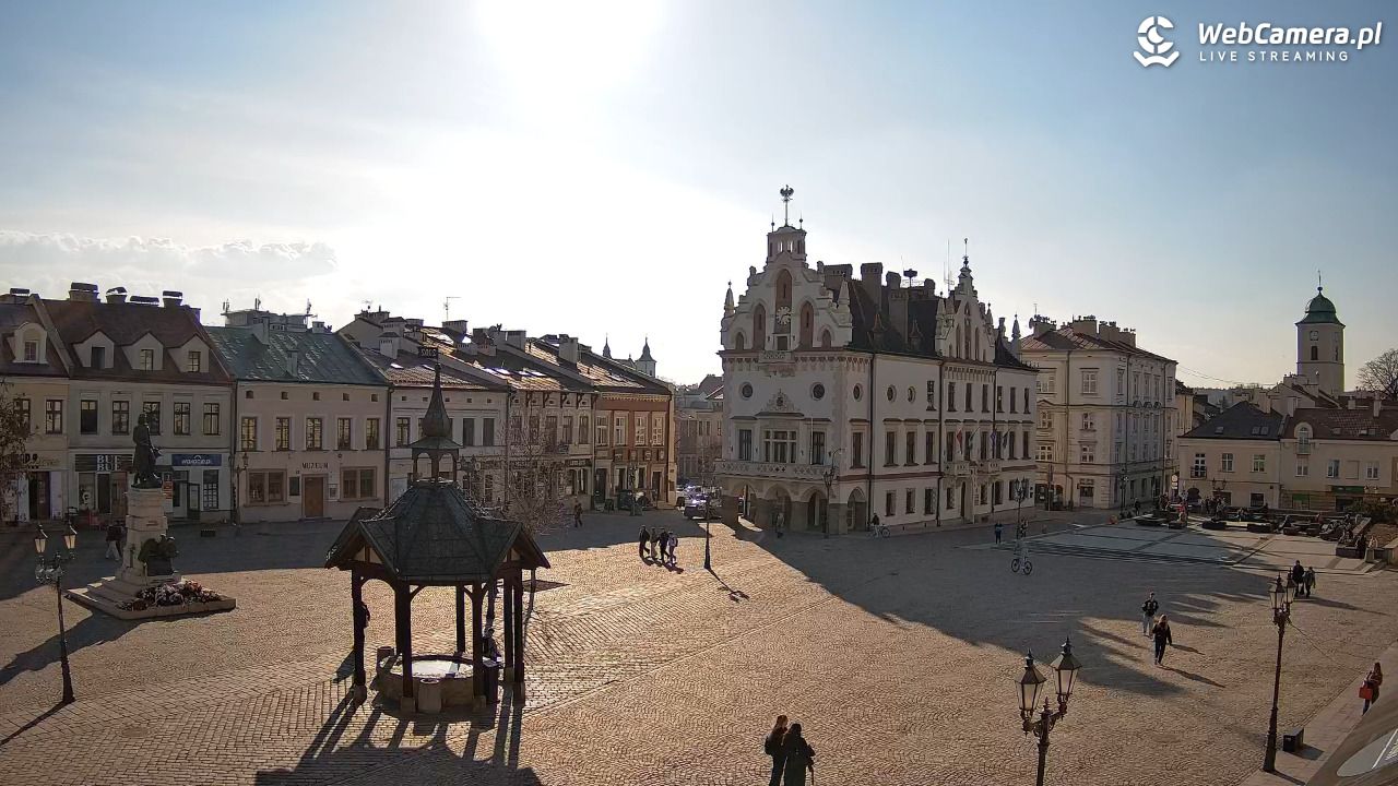 Rzeszów - Stary Rynek i Ratusz - 04 marzec 2026, 14:34