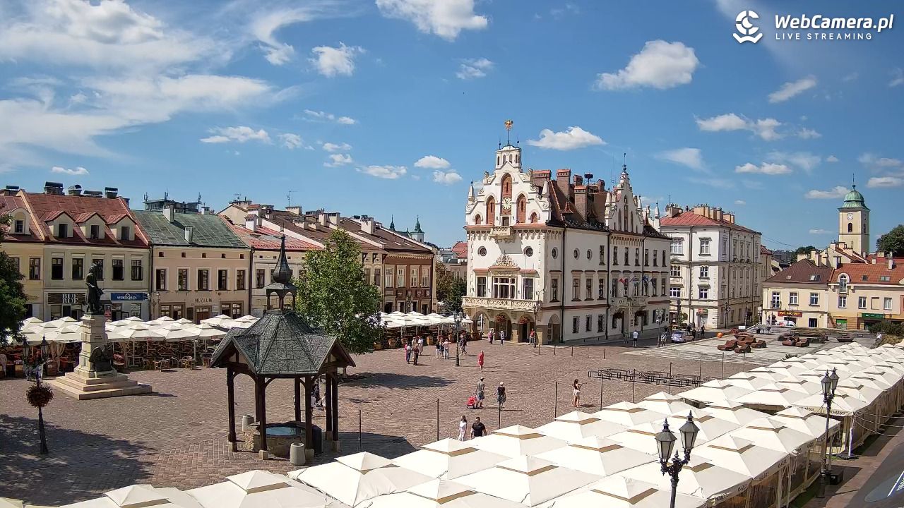 Rzeszów - Stary Rynek i Ratusz - 29 lipiec 2026, 11:06