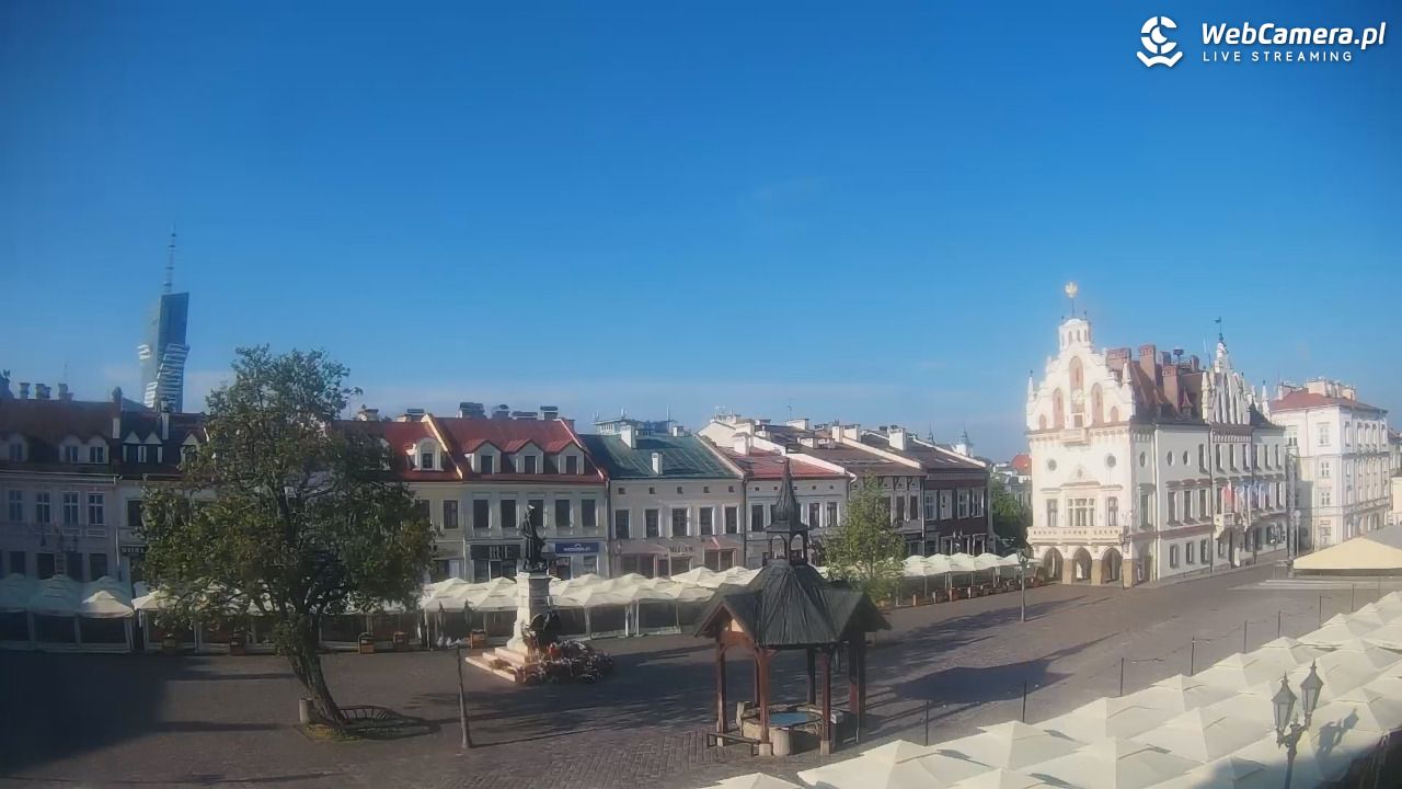 Rzeszów - Stary Rynek i Ratusz - 11 maj 2025, 07:10