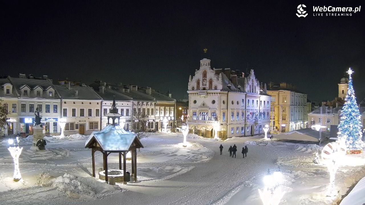Rzeszów - Stary Rynek i Ratusz - 12 styczeń 2026, 22:52