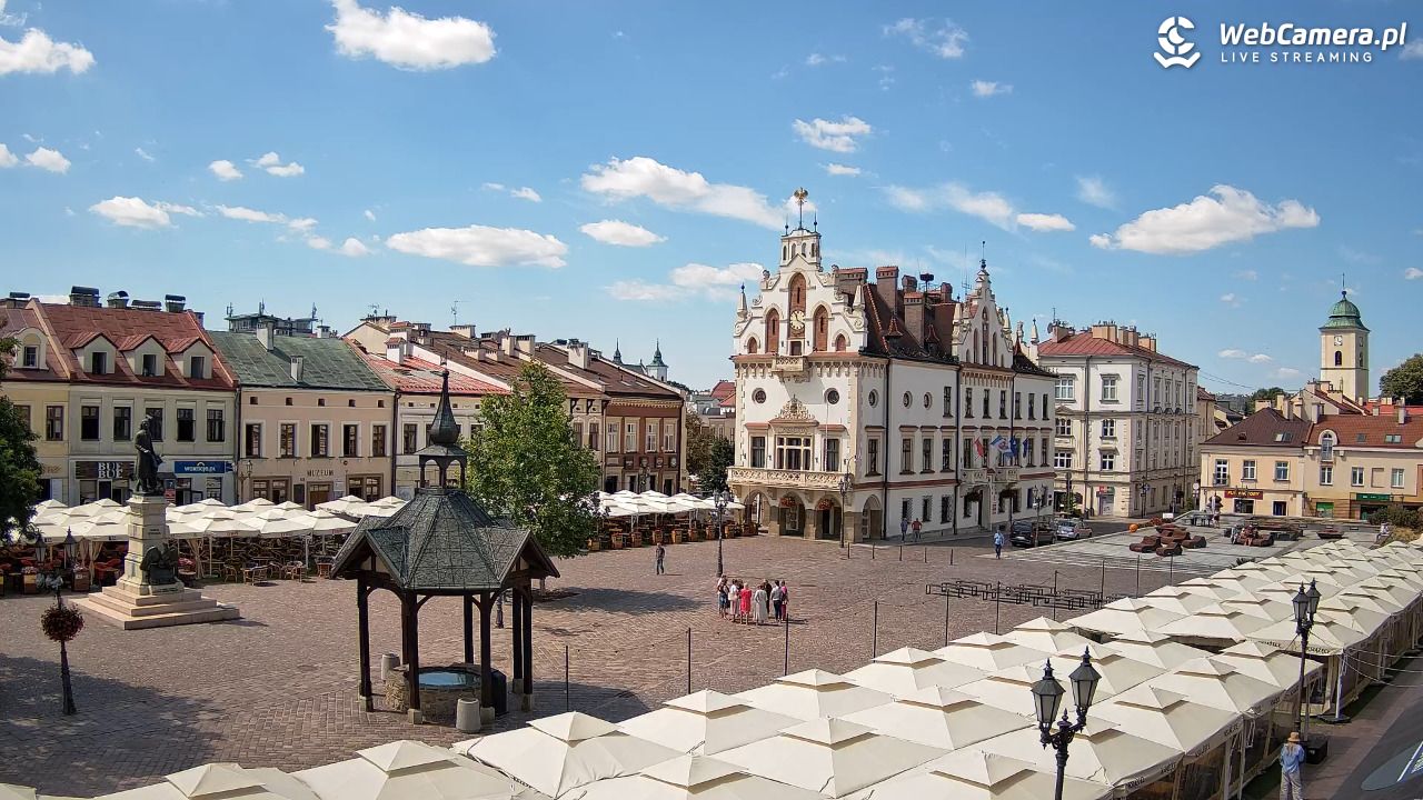 Rzeszów - Stary Rynek i Ratusz - 29 lipiec 2026, 11:18