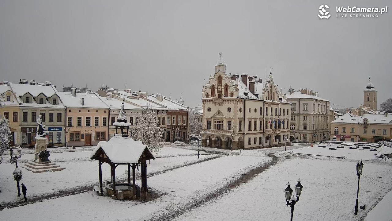 Rzeszów - Stary Rynek i Ratusz - 23 listopad 2025, 09:46
