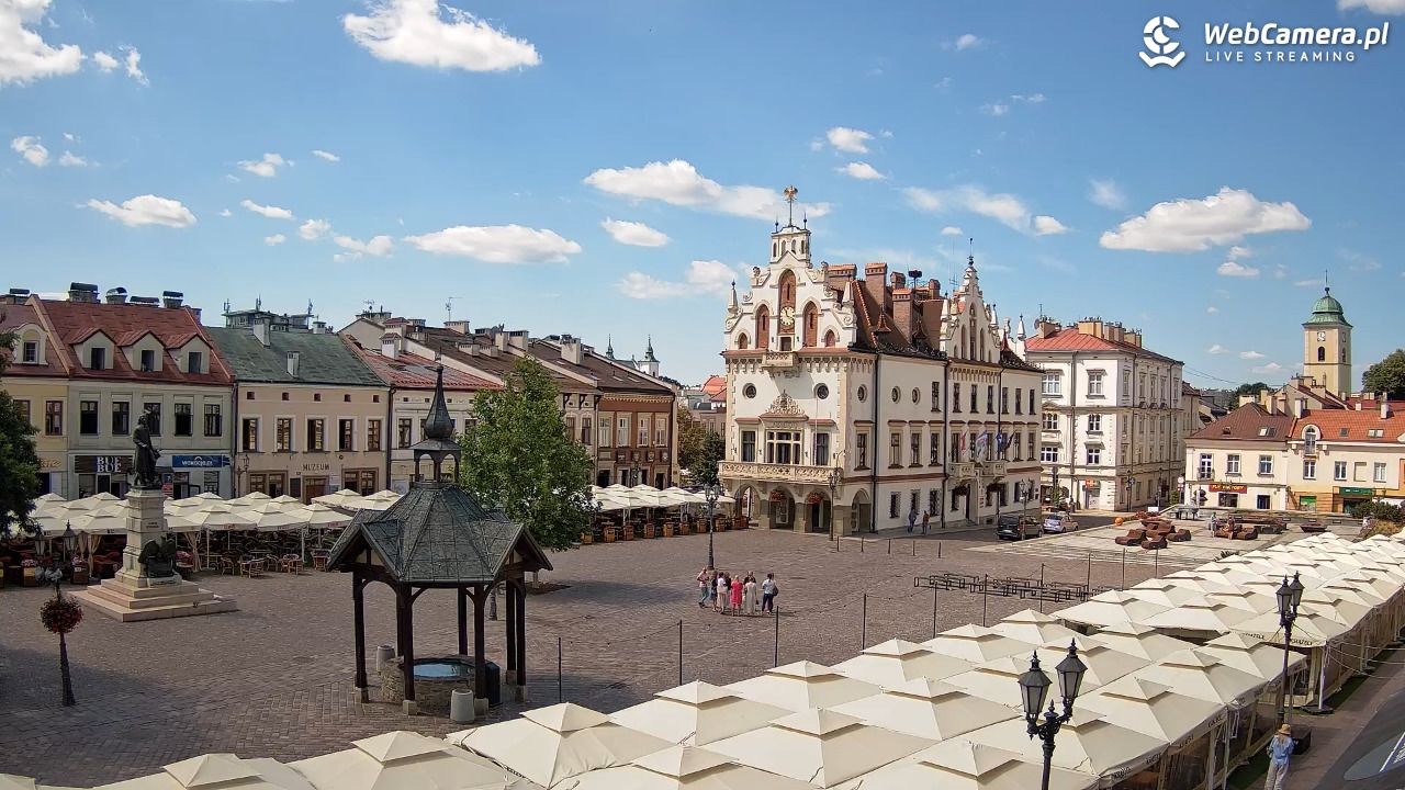 Rzeszów - Stary Rynek i Ratusz - 29 lipiec 2026, 11:17