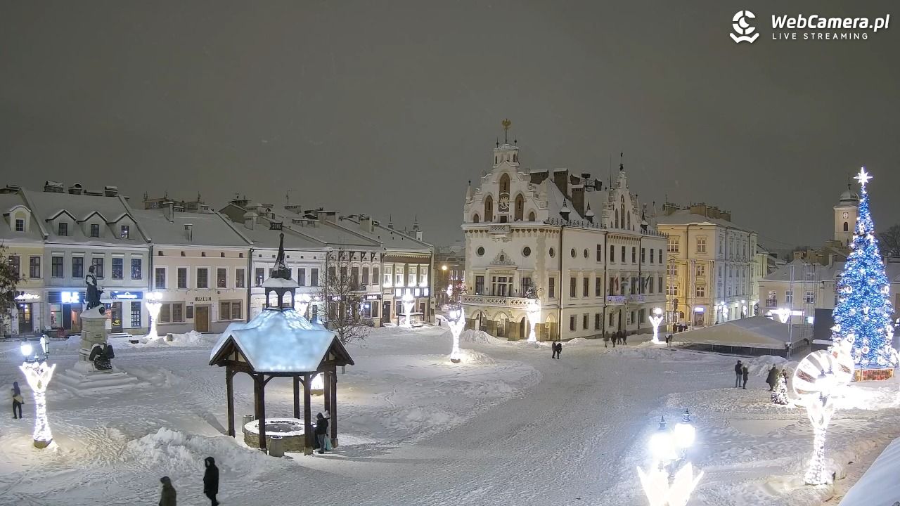 Rzeszów - Stary Rynek i Ratusz - 11 styczeń 2026, 17:32