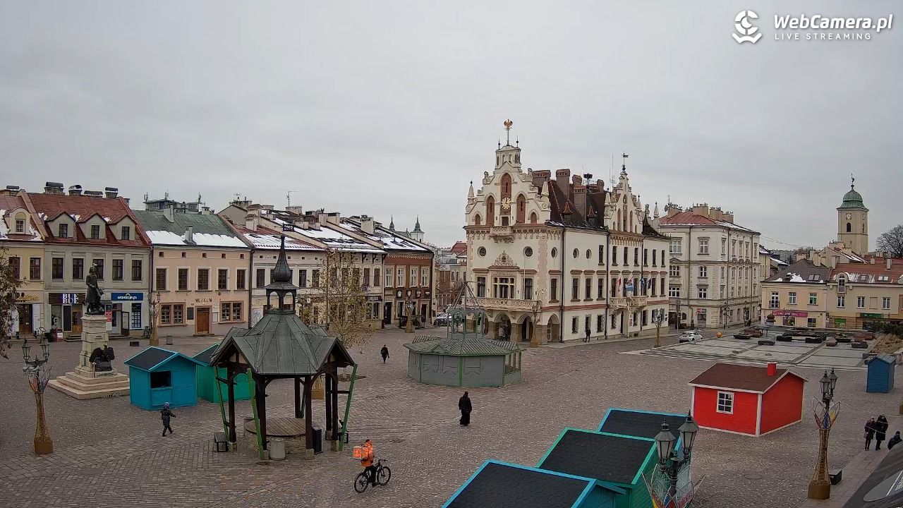 Rzeszów - Stary Rynek i Ratusz - 28 listopad 2025, 12:19