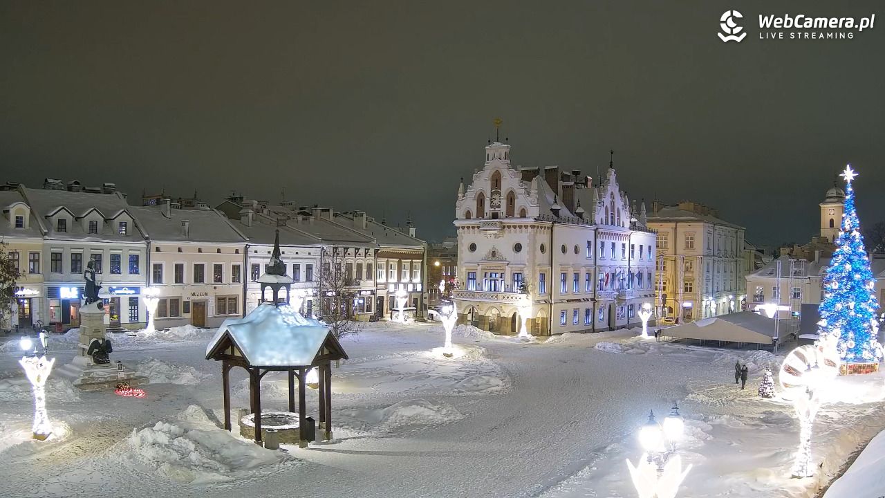 Rzeszów - Stary Rynek i Ratusz - 13 styczeń 2026, 21:40
