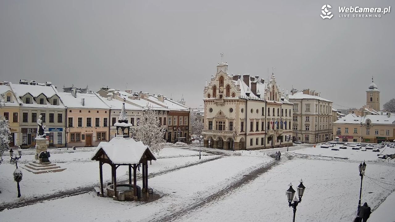 Rzeszów - Stary Rynek i Ratusz - 23 listopad 2025, 09:29