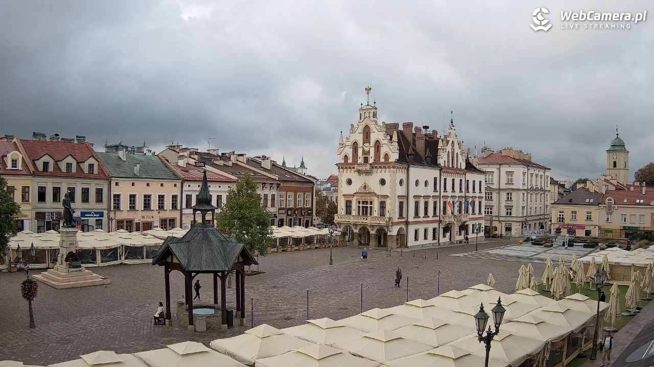 Rzeszów - Stary Rynek i Ratusz - 15 październik 2025, 10:11