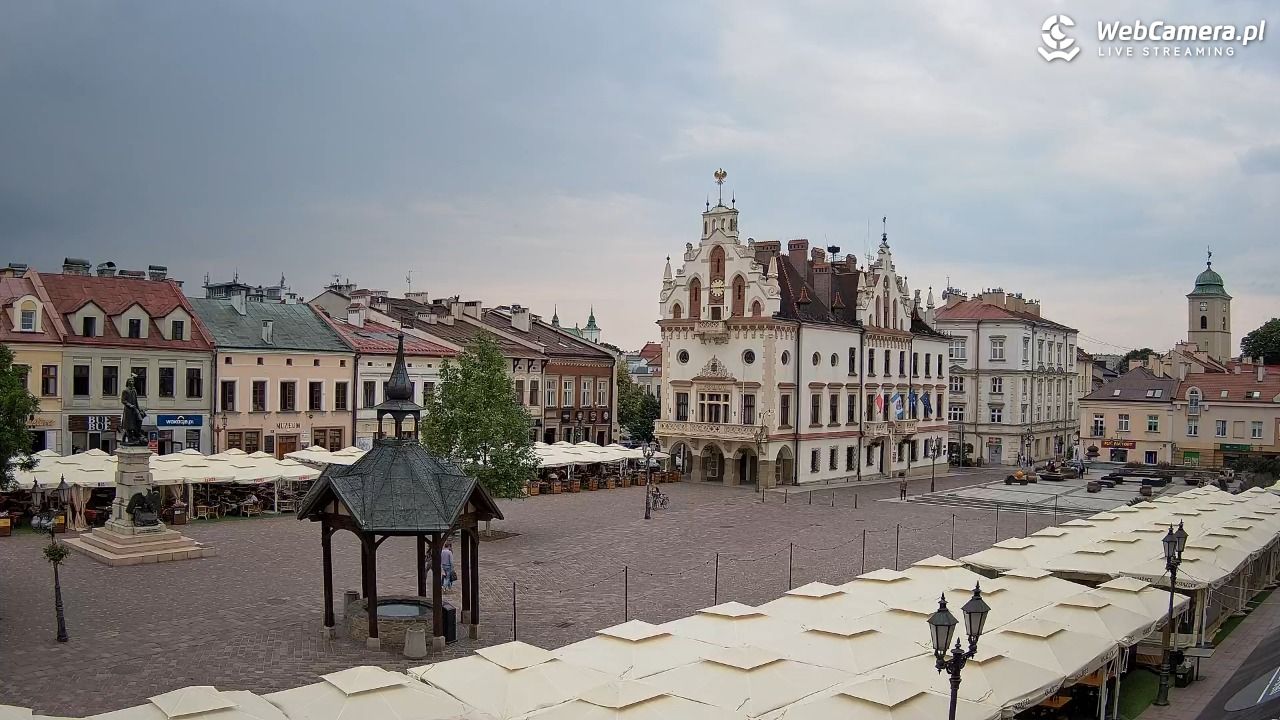 Rzeszów - Stary Rynek i Ratusz - 10 czerwiec 2026, 14:46