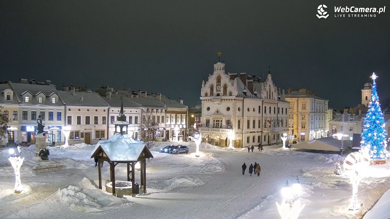 Rzeszów - Stary Rynek i Ratusz - 13 styczeń 2026, 16:56